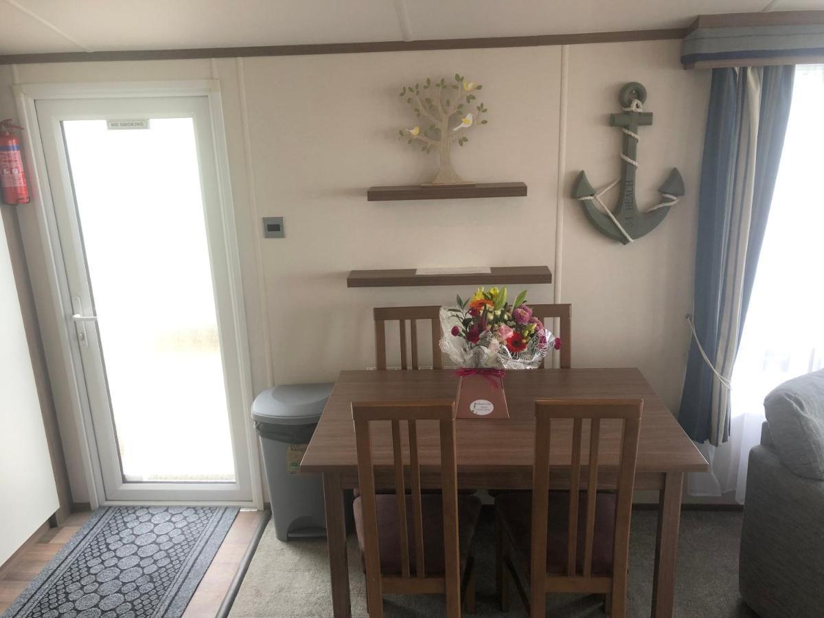 Caravan Hire Golden Sands Sea Front Kinmel Bay Kültér fotó