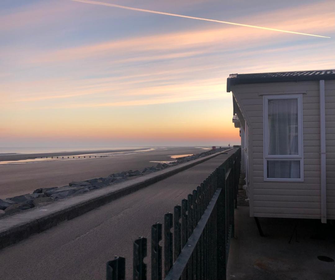 Caravan Hire Golden Sands Sea Front Kinmel Bay Kültér fotó